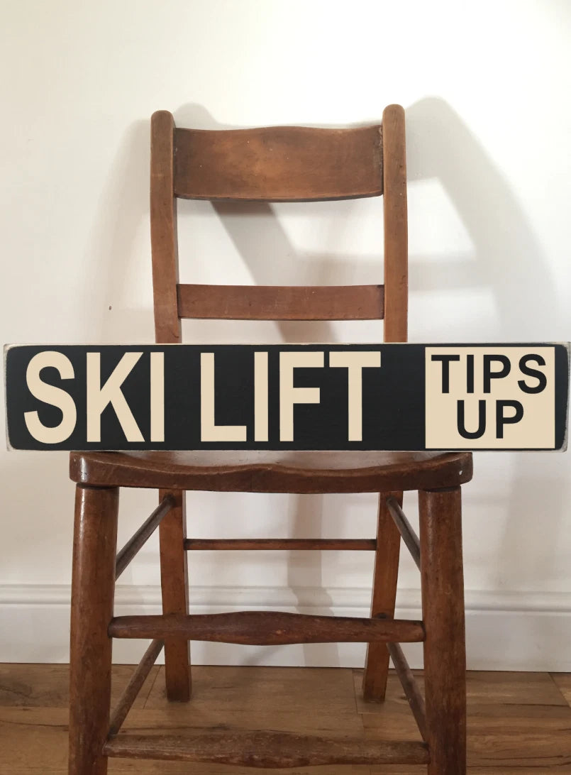 SKI LIFT TIPS UP